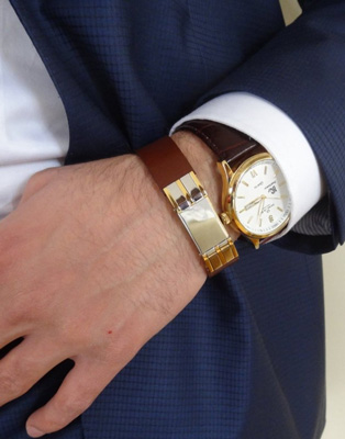 دستبند طلاو چرم مردانه